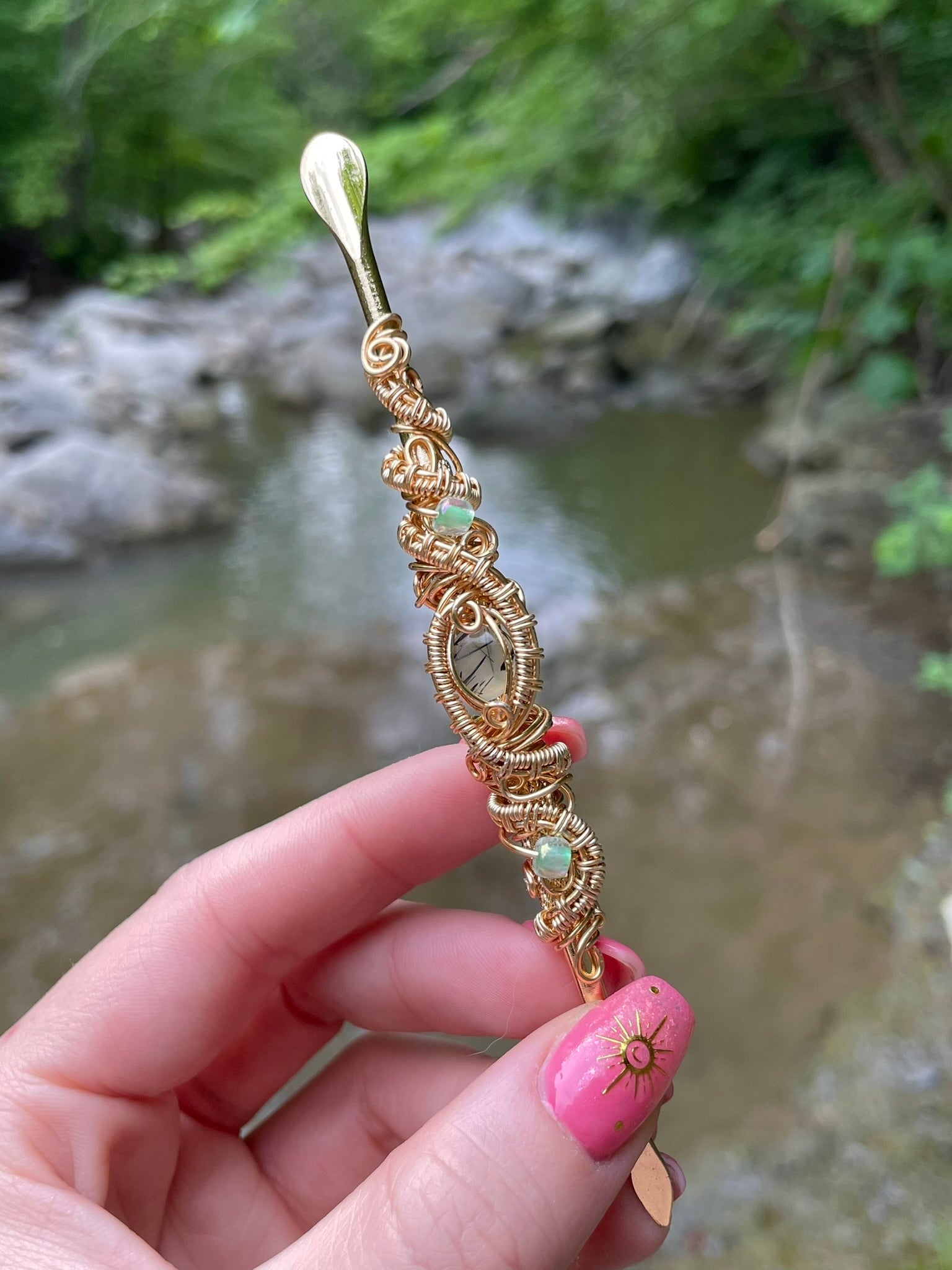 Prehnite Dab Tool