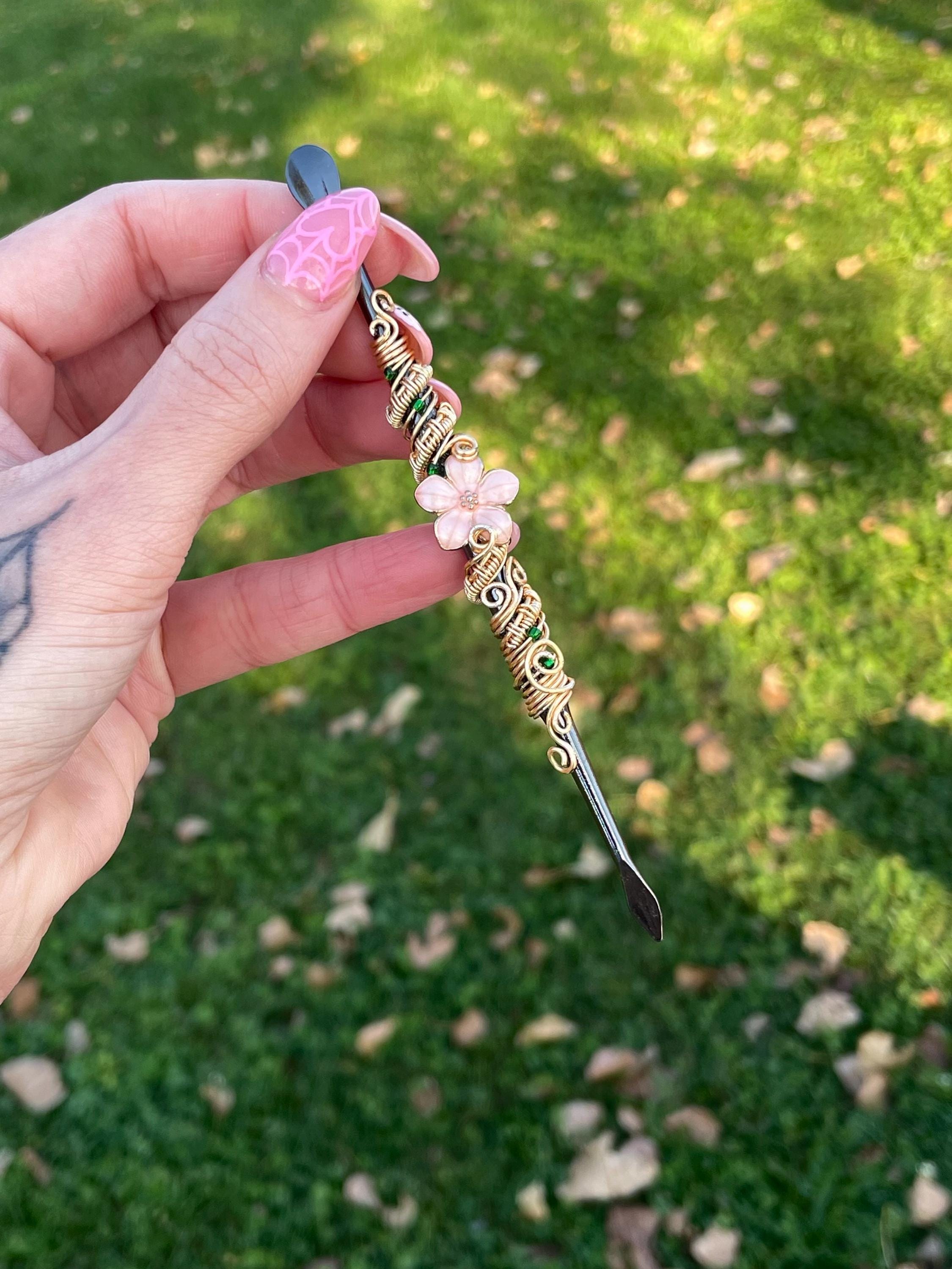 Golden Sakura Flower Dab Tool